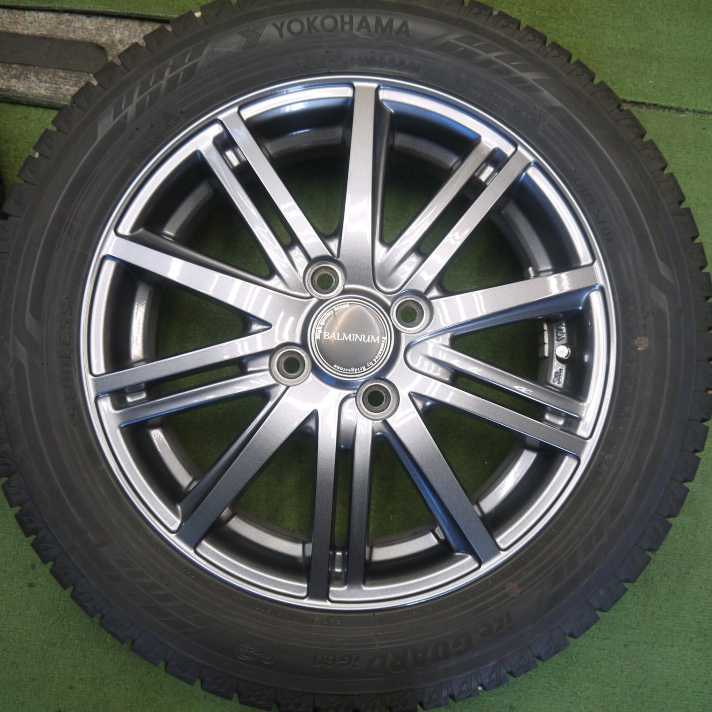 バリ溝！キレイ！8.5分◎スタッドレス 165/65R15 ヨコハマ アイスガード iG60 BALMINUM BR10 バルミナ 15インチ タフト ソリオ 等 PCD100/4H◎6081904Hス
