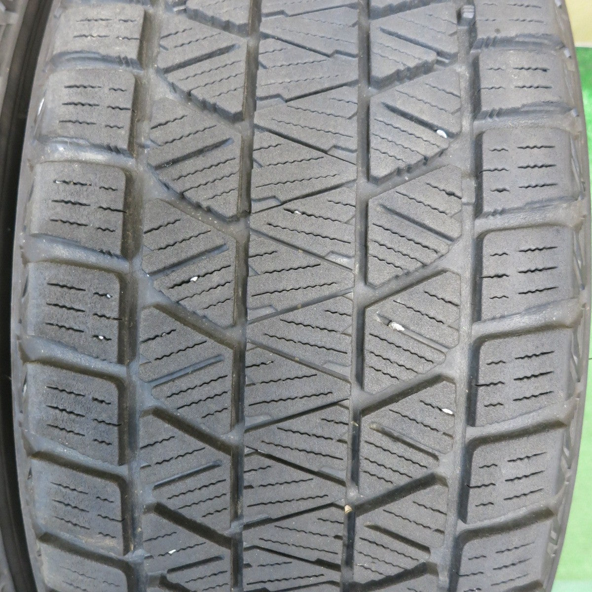 キレイ◎三菱 アウトランダー PHEV 純正 225/55R18 スタッドレス ブリヂストン ブリザック DM-V3 18インチ PCD114.3/5H◎6100302HAス