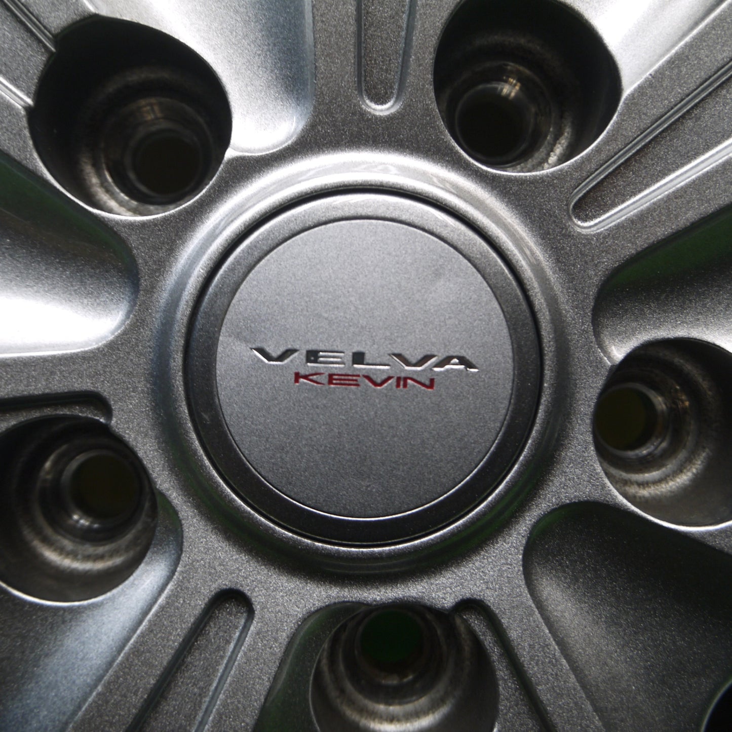 [送料無料] バリ溝！21年！キレイ！8.5分★スタッドレス 195/65R15 ブリヂストン ブリザック VRX2 VELVA KEVIN ヴェルヴァ 15インチ PCD114.3/5H★4112203Hス