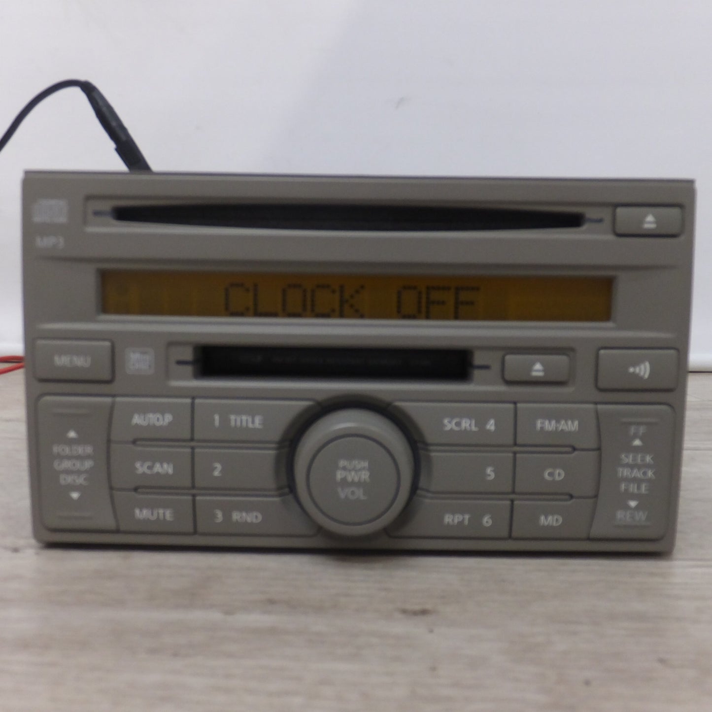 [送料無料] ★クラリオン製 日産 純正 カーオーディオ CD/MDデッキ PP-4085Q　281A2 4V00B[41]★