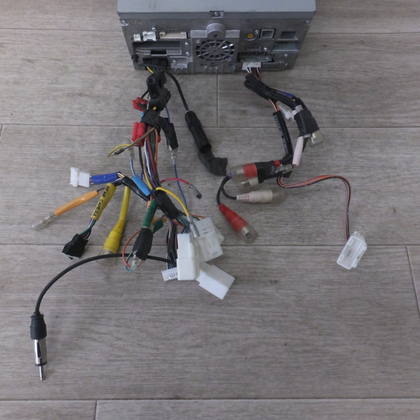[送料無料] 現状品★アルパイン ALPINE メモリーナビ X9V KTD-X9V-NO2CKD DLW　セキュリティロック　トヨタ ノア ハイブリッド Si 専用(49)★
