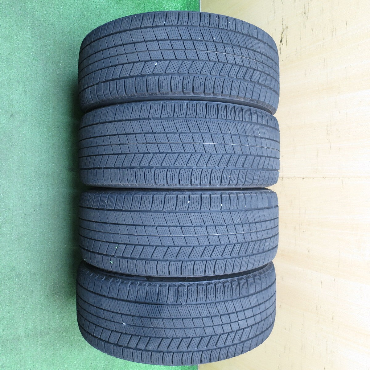 4本価格！22年★BMW 等 MAK FABRIK 245/45R18 スタッドレス ブリヂストン ブリザック VRX3 18インチ ファブリック PCD112/5H★5060306NJス