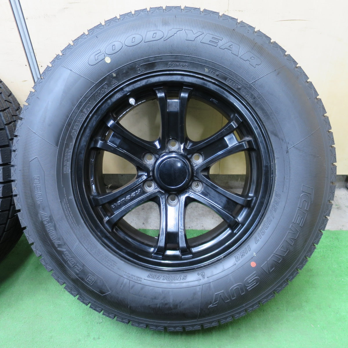 超バリ溝！25年！ほぼ10分★KEELER FORCE 265/70R17 スタッドレス グッドイヤー アイスナビ SUV キーラー フォース 17インチ PCD139.7/6H★6041502ナス