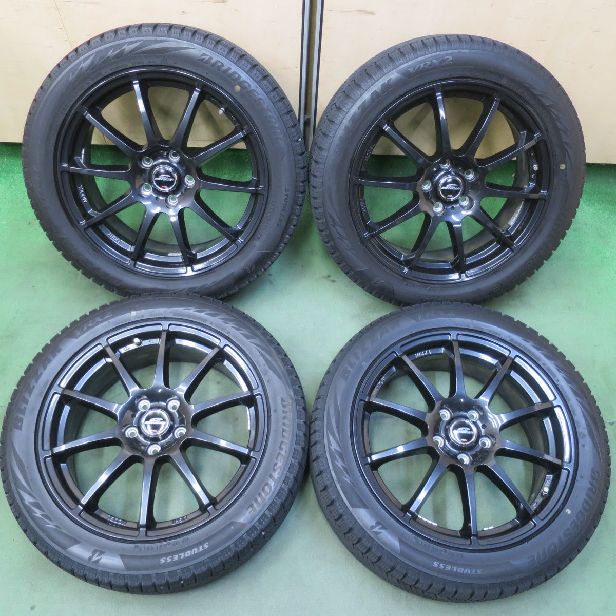 バリ溝！キレイ！9分◎スタッドレス 225/50R16 ブリヂストン ブリザック VRX2 SCHNEIDER MiD シュナイダー 18インチ PCD114.3/5H◎6081213イス