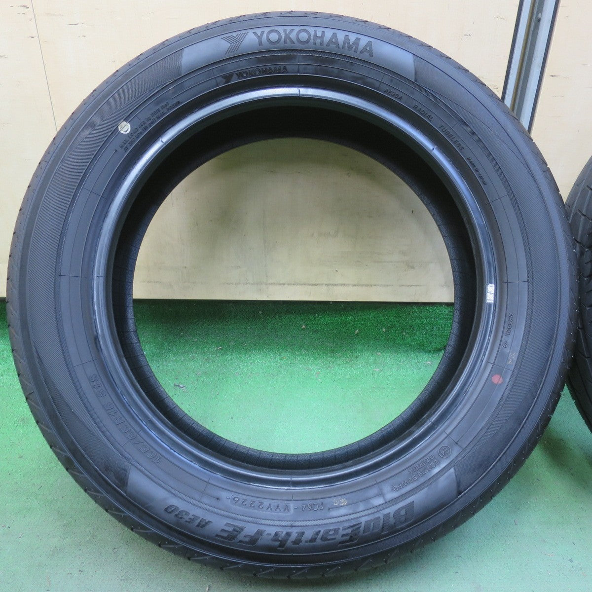 新車外し！26年◎165/65R15 ヨコハマ BluEarth-FE AE30 ブルーアース タイヤ 15インチ タフト ソリオ 等◎6092508イノタ