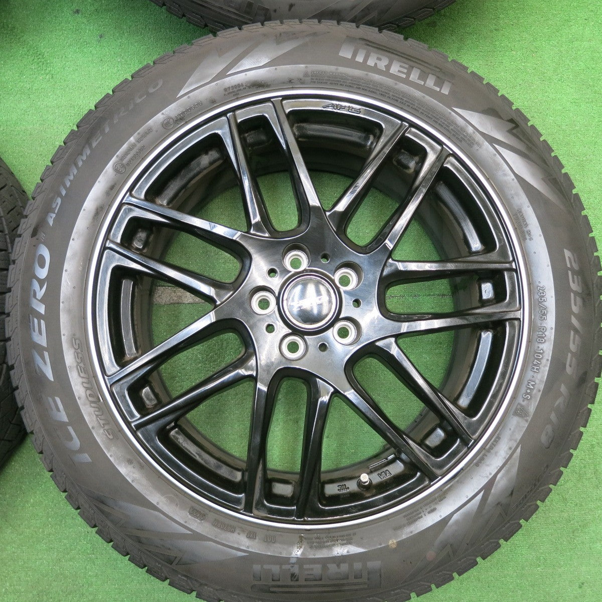 バリ溝！22年！キレイ！9分★ボルボ 等 EURO AFG 235/55R18 スタッドレス ピレリ アイスゼロ アシンメトリコ 18インチ PCD108/5H★5051204AKス