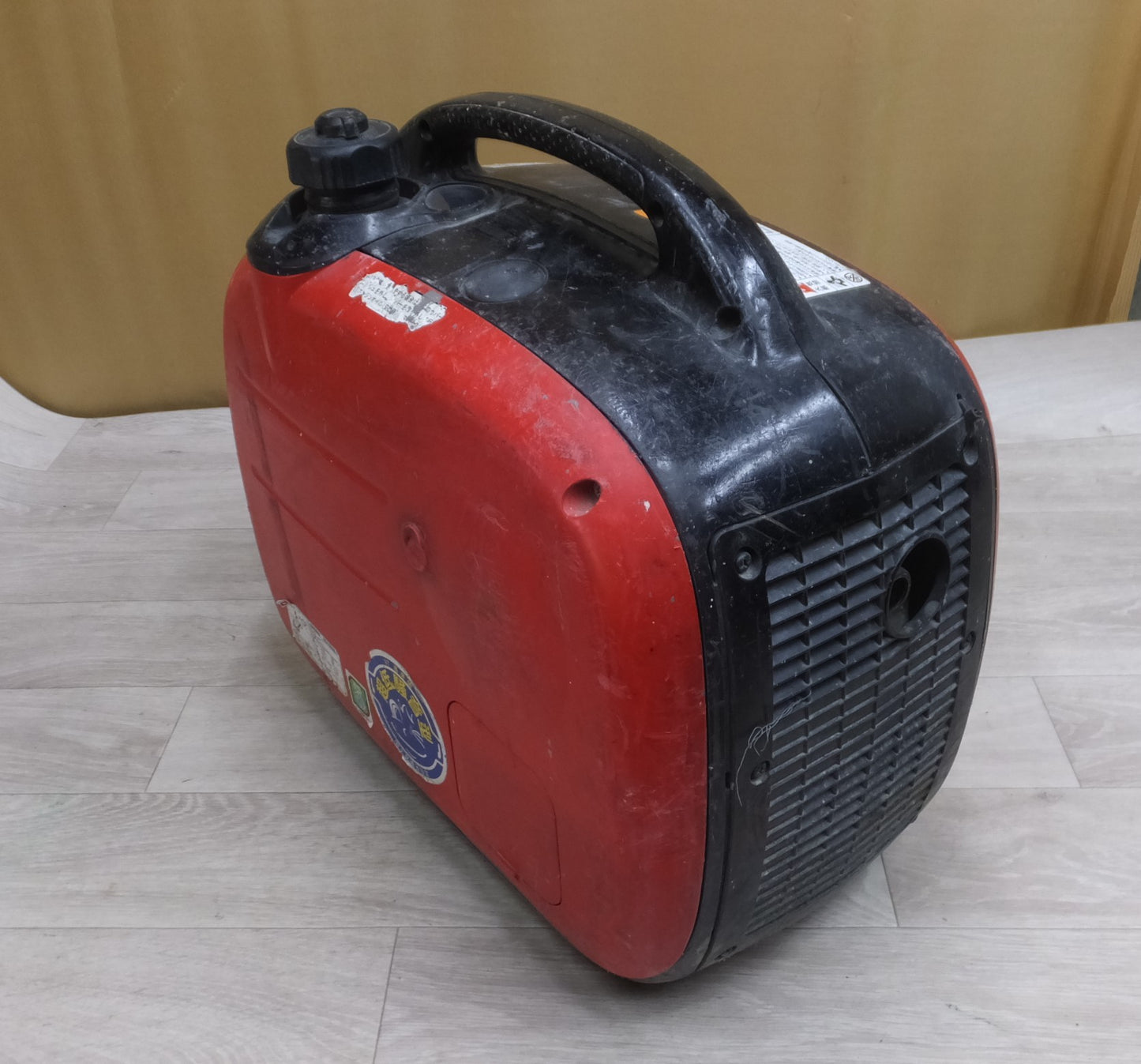 [送料無料] ◆新ダイワ ガソリン エンジン インバーター 発電機 100V iEG1600M-Y 1.6kVA 防音型 やまびこ shindaiwa◆