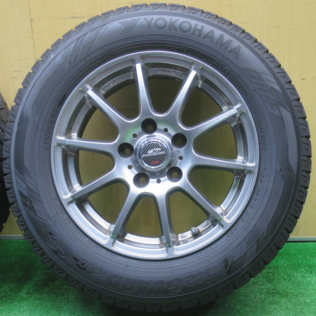 バリ溝！22年！キレイ！9分★スタッドレス 195/65R15 ヨコハマ アイスガード iG60 SCHNEIDER シュナイダー 15インチ PCD114.3/5H★5111104NJス