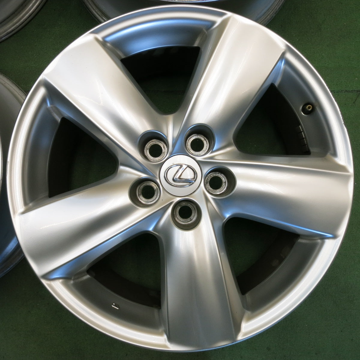 4本価格★レクサス LS 460 バージョンS 純正 ホイール 19インチ 19×8J PCD120/5H★6070902HAホ