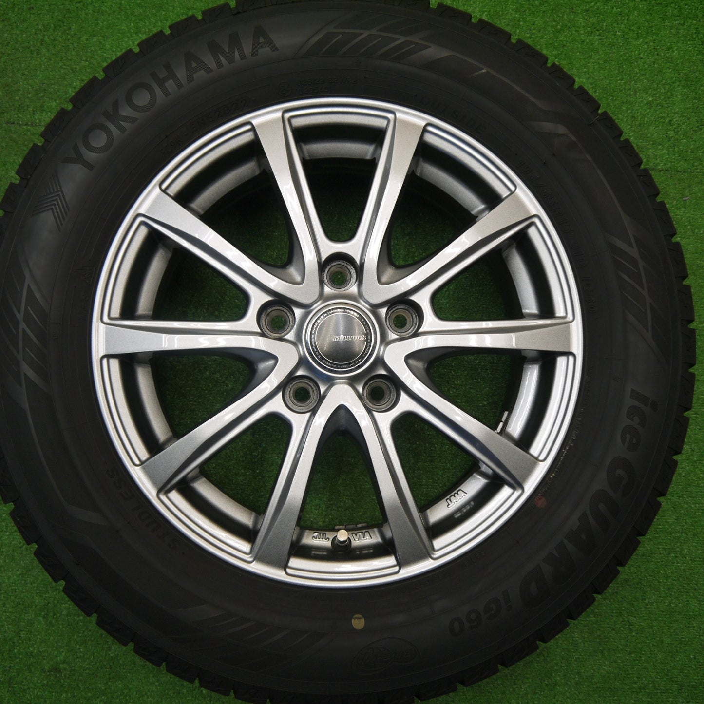 バリ溝！22年！キレイ！8.5分★スタッドレス 195/65R15 ヨコハマ アイスガード iG60 MiLLOUS ミルアス 15インチ PCD114.3/5H★5102805Hス