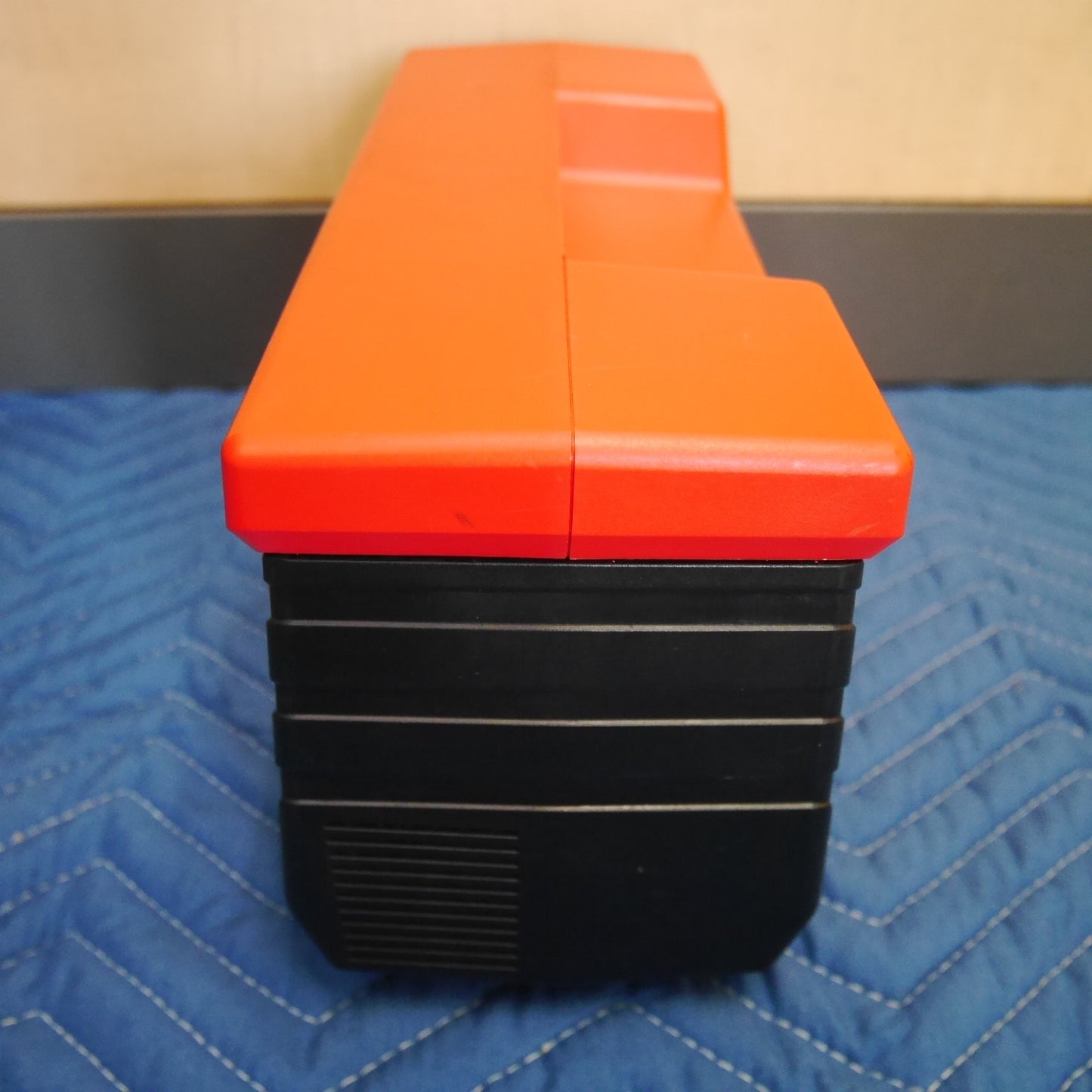 [送料無料] キレイ☆Meltec メルテック バッテリー 充電器 PCR-10 HV車 対応 MAX 8A 12V 大自工業 バッテリー チャージャー☆