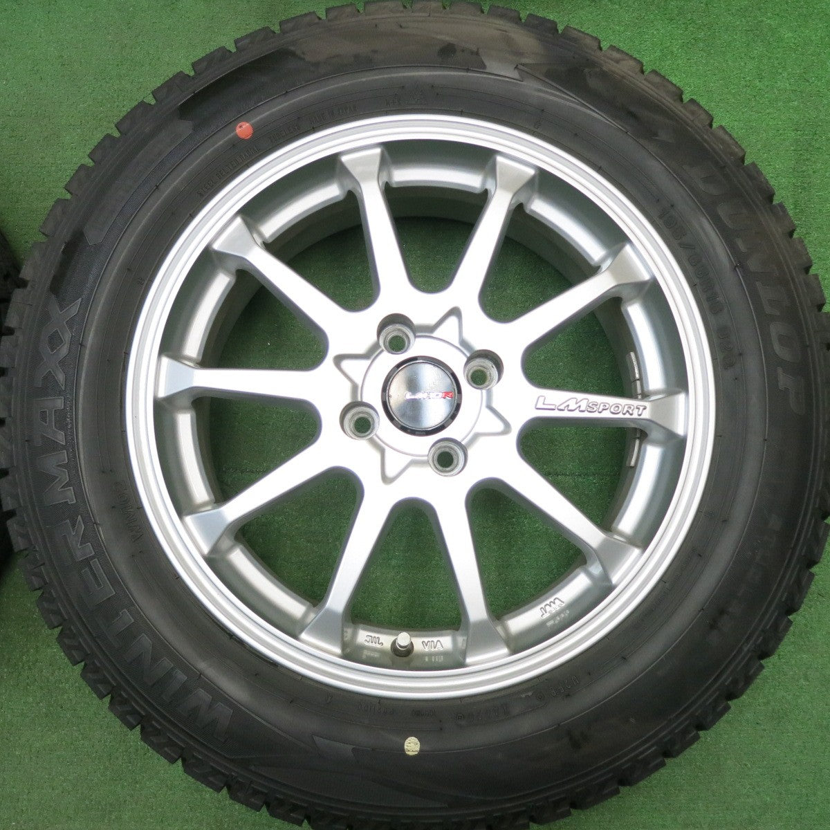 バリ溝！キレイ！9.5分★スタッドレス 195/65R16 ダンロップ ウインターマックス WM02 LM SPORT LM-10R LMスポーツ 16インチ PCD100/4H★5050308HAス