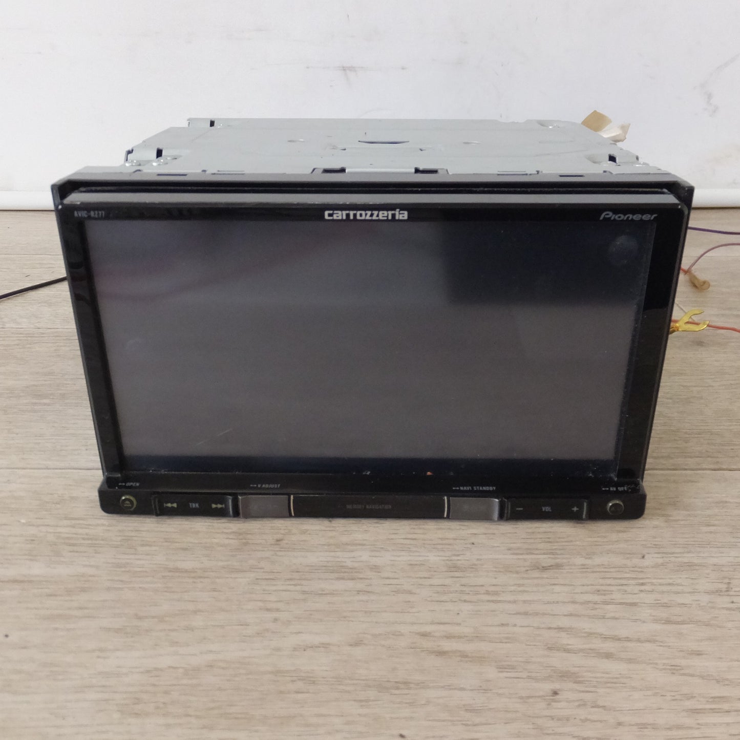 [送料無料] ★カロッツェリア carrozzeria AV一体型メモリーナビゲーション 楽ナビ AVIC-RZ77(11)★