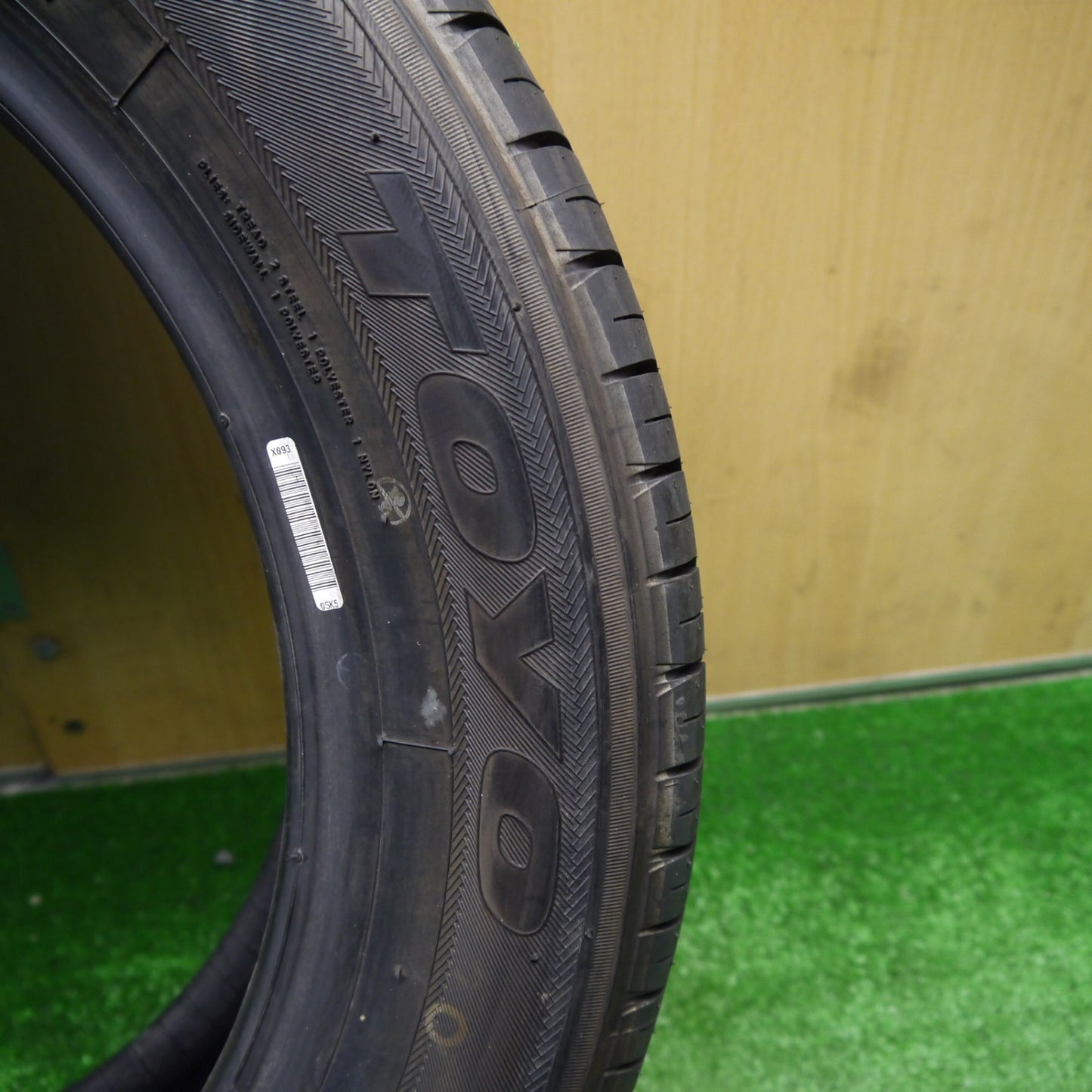新車外し！1本★215/55R17 トーヨー SD-7 タイヤ 17インチ クラウン カムリ ヴェゼル スカイライン フォレスター 等★5110411Hノタ