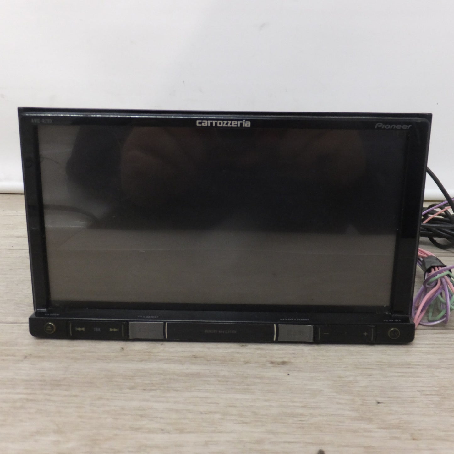 [送料無料] ★カロッツェリア carrozzeria AV一体型メモリーナビゲーション 楽ナビ AVIC-RZ99[40]★
