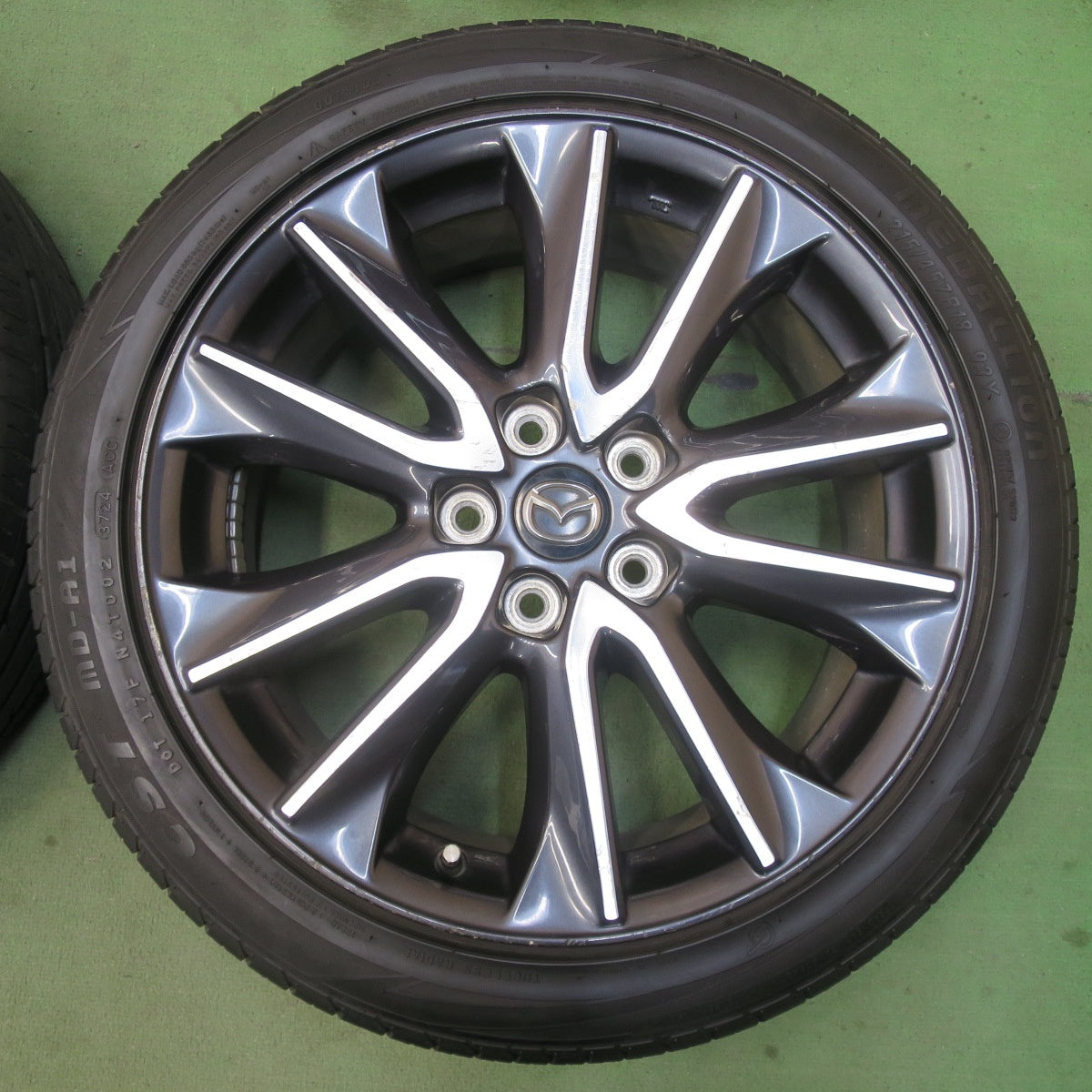 バリ溝！24年！9.5分★マツダ CX-3 純正 215/45R18 メダリオン CST MD-A1 18インチ CX3 PCD114.3/5H★6032609イノ