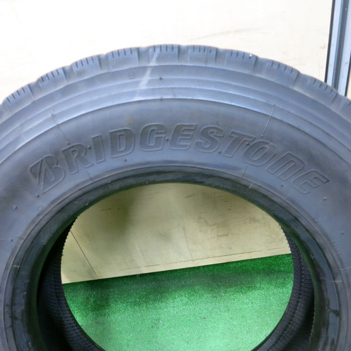 [送料無料] 1本価格★トラック タイヤ 225/80R17.5 123/122L ブリヂストン エコピア M801 ミックス オールシーズン 17.5インチ★5021001ナスタ