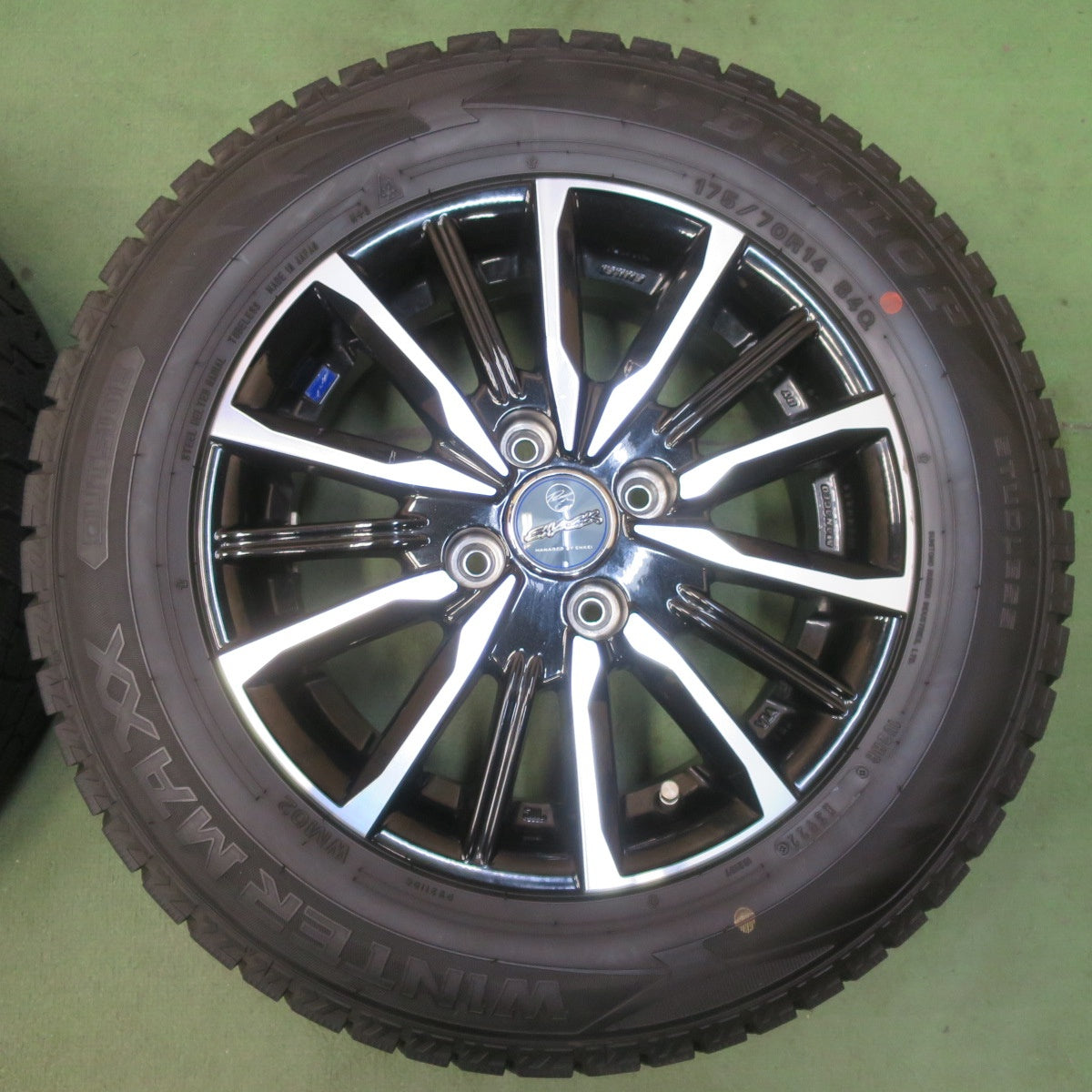 バリ溝！22年！9.5分◎スタッドレス 175/70R14 ダンロップ ウインターマックス WM02 SMACK ENKEI スマック エンケイ 14インチ PCD100/4H◎6080503IMス