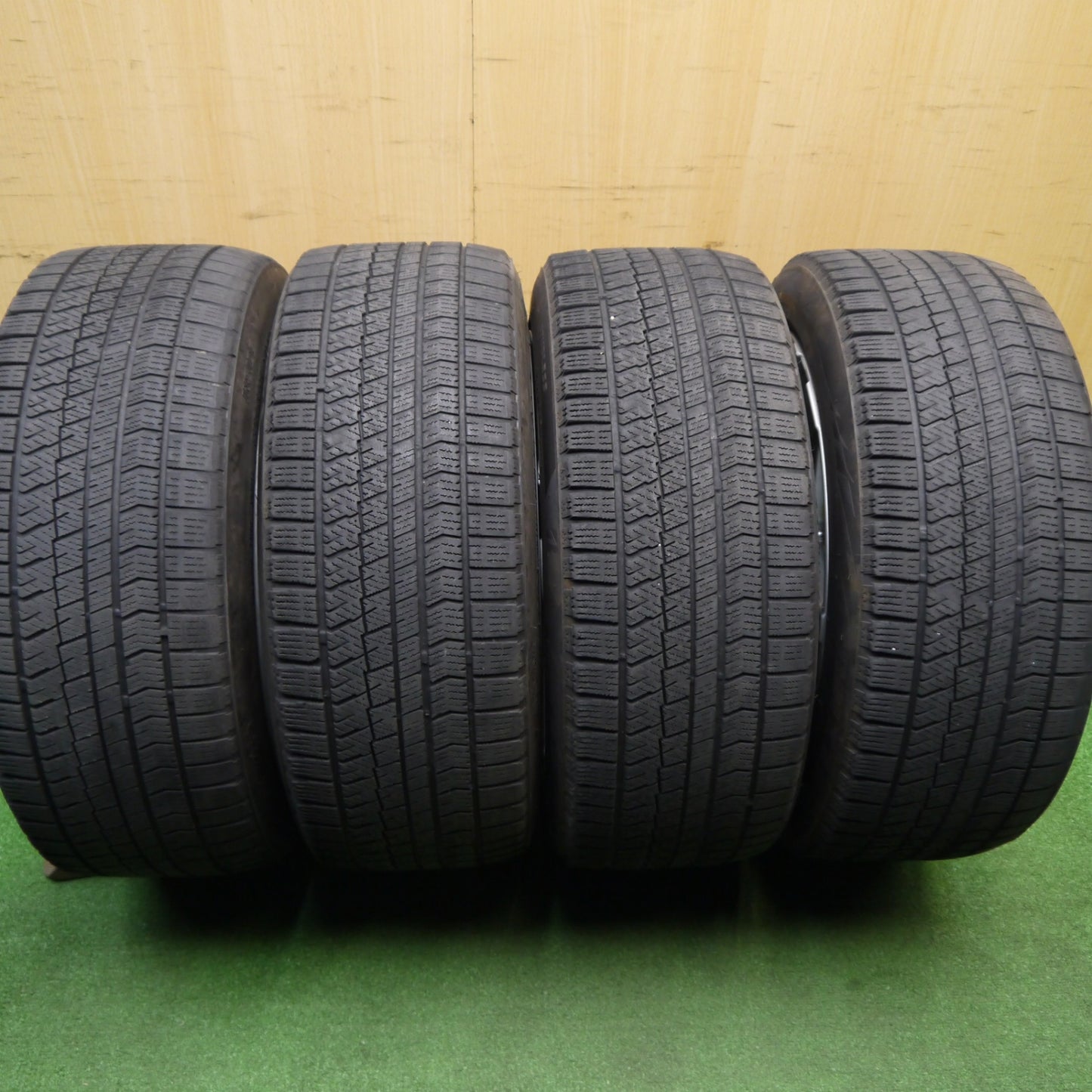 センサー付★レクサス 30系 IS 300h 純正 235/45R18 スタッドレス ブリヂストン ブリザック VRX2 18インチ PCD114.3/5H★5120507Hス