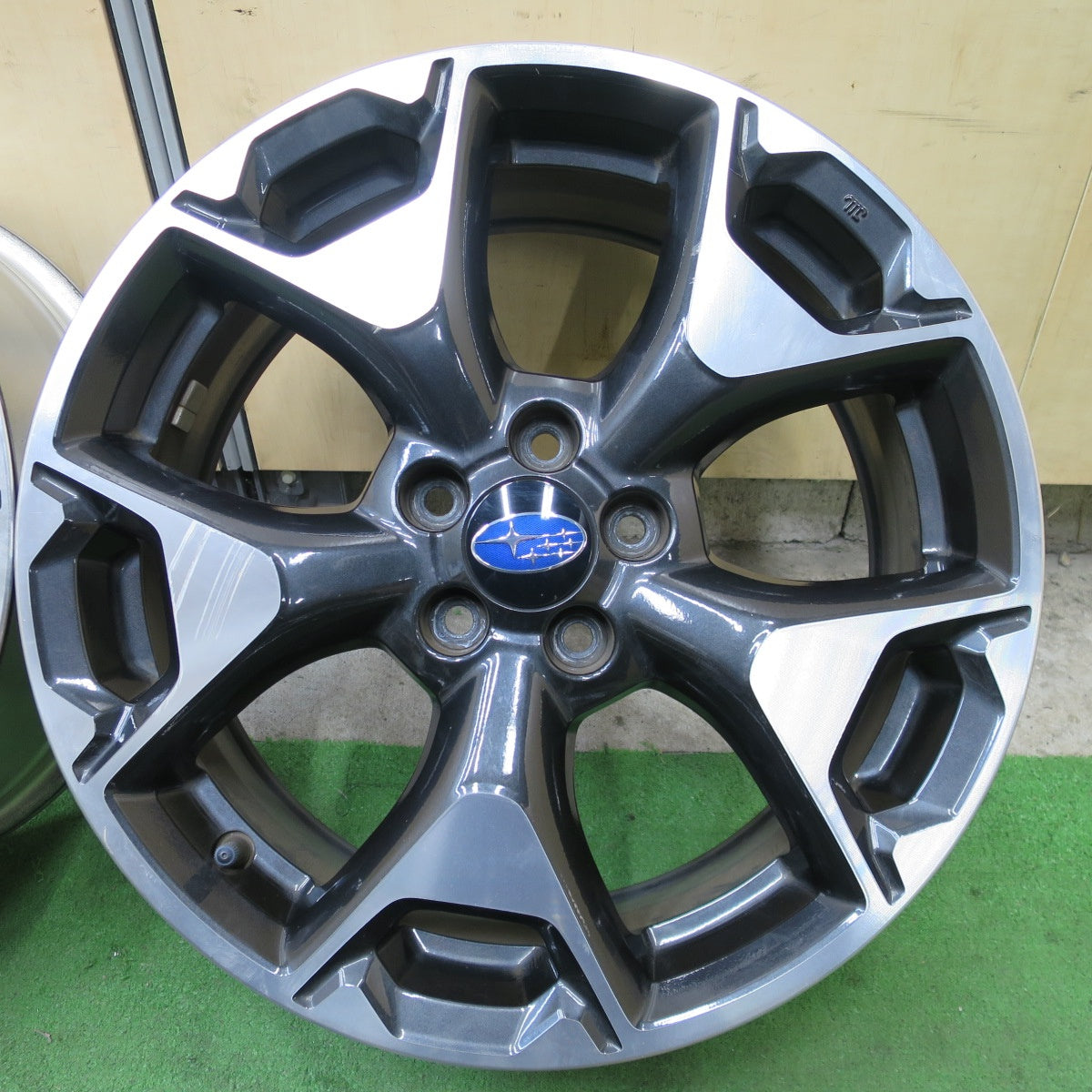 4本価格★スバル GT系 XV 純正 ホイール 17インチ 17×7J PCD100/5H★6031102NGホ