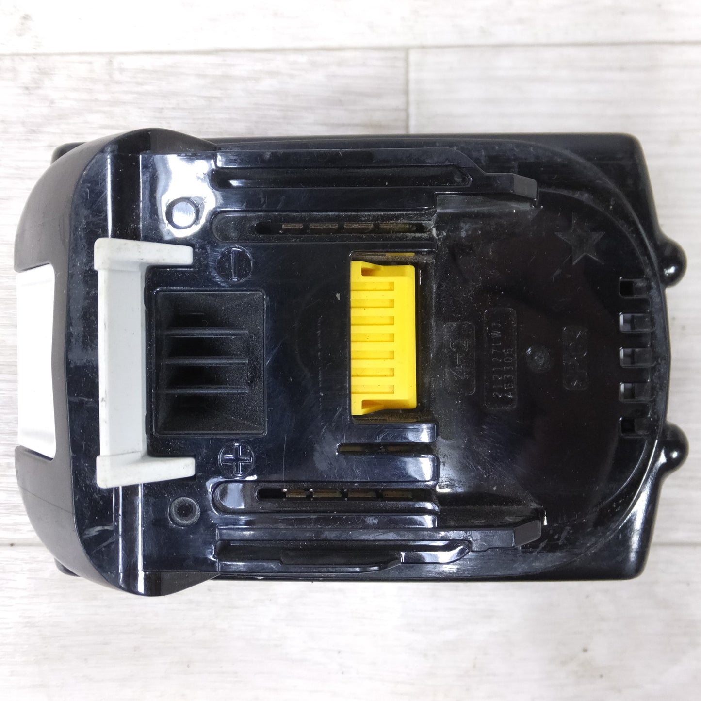 [送料無料] キレイ◆マキタ リチウム イオン バッテリー Li-ion 18V 6.0Ah 108Wh BL1860B ＊ 雪マーク 電動 工具◆