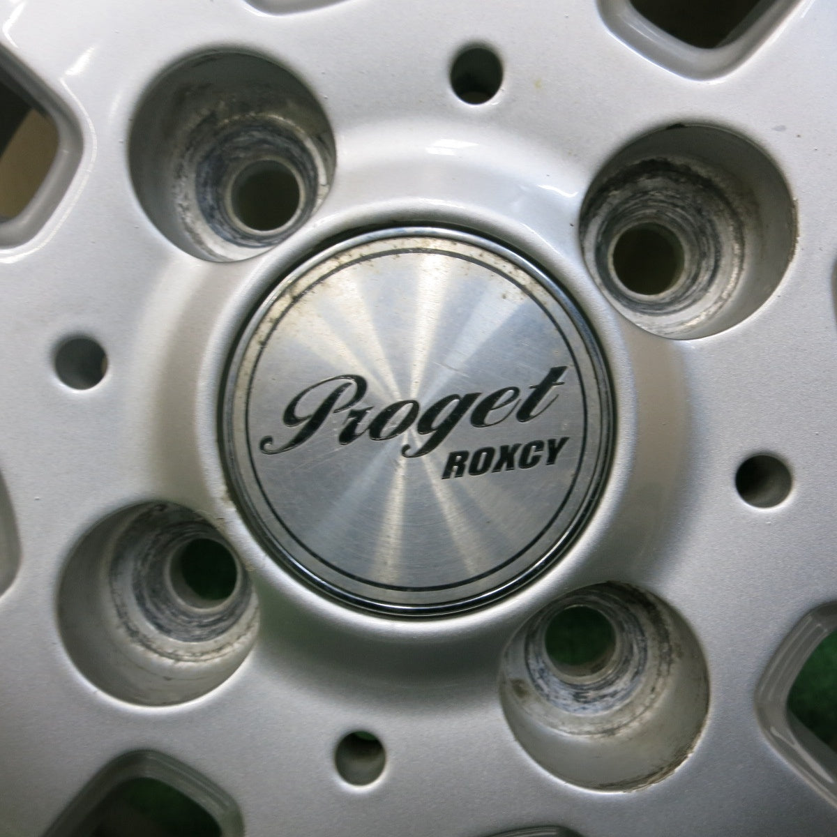 [送料無料] バリ溝！8.5分★スタッドレス 145/80R13 ダンロップ ウインターマックス WM01 Proget ROXCY 13インチ PCD100/4H★4110812SYス