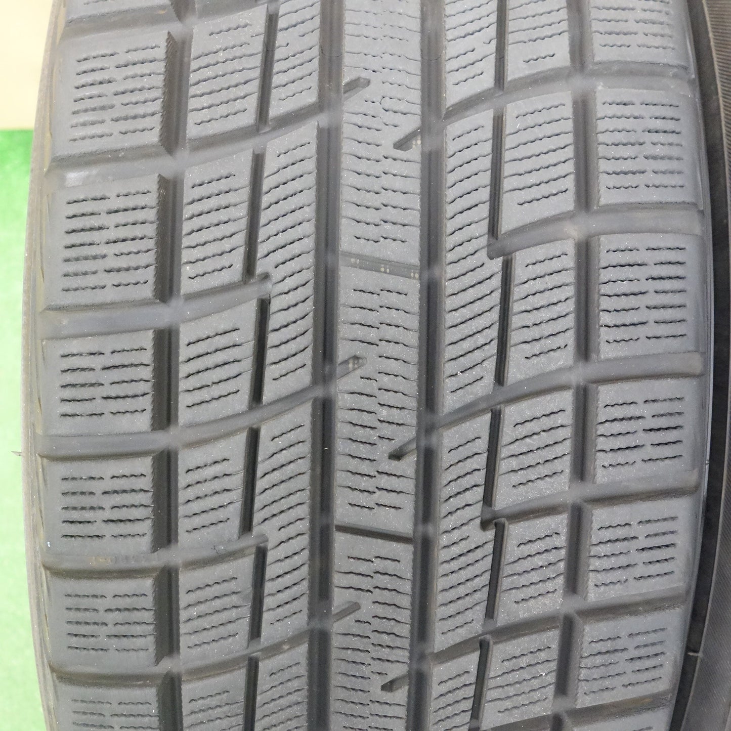 バリ溝！24年！キレイ！9.5分★スタッドレス 205/60R16 プラクティバ BP02 ヨコハマ製 SCHNEIDER MiD シュナイダー 16インチ PCD114.3/5H★6032701KTス