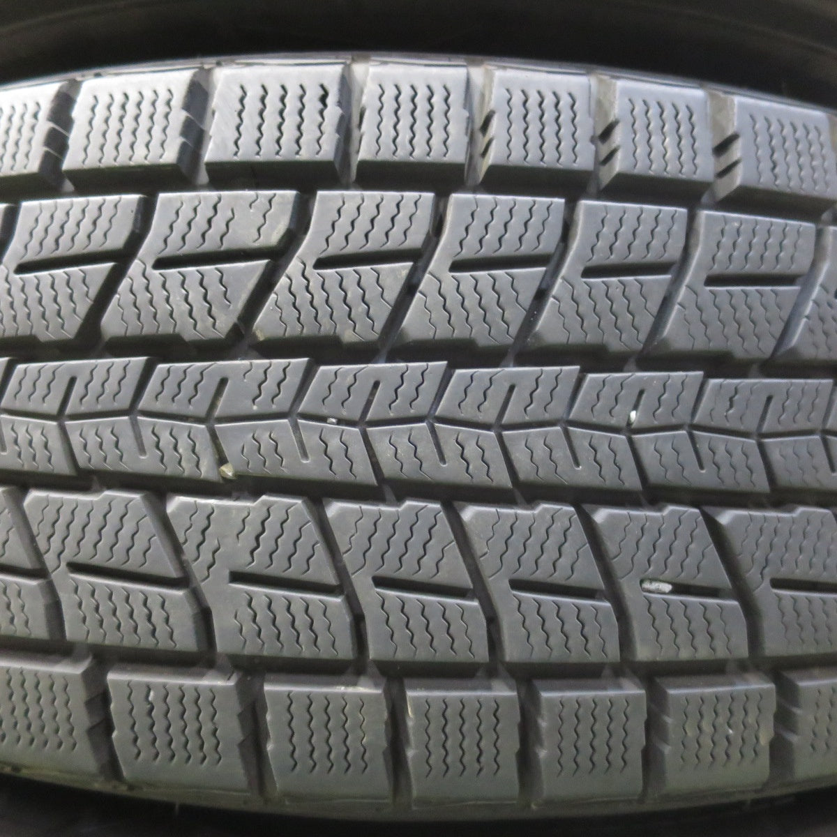 バリ溝！キレイ！9.5分★日産 ムラーノ 純正 225/65R18 スタッドレス ダンロップ ウインターマックス SJ8 18インチ PCD114.3/5H★5093005イス