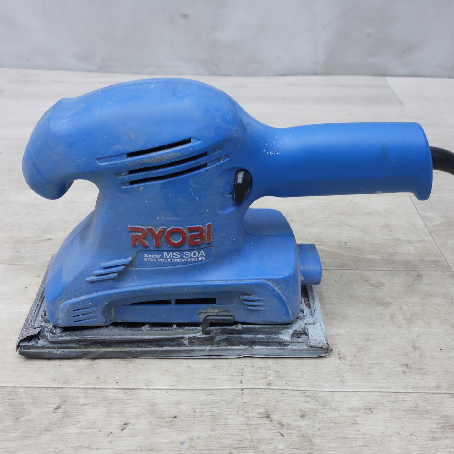 [送料無料] ◆RYOBI リョービ サンダ MS-30A 電動 工具 サンダー 100V 研摩 研磨 機◆