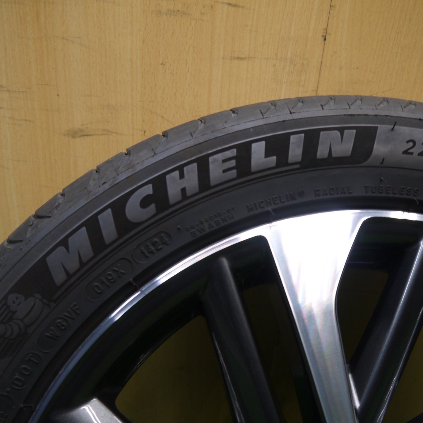 キレイ！24年！1本★トヨタ カローラ クロス Zグレード 純正 225/50R18 ミシュラン プライマシー4 PRIMACY4 18インチ PCD114.3/5H★6022702Hノ