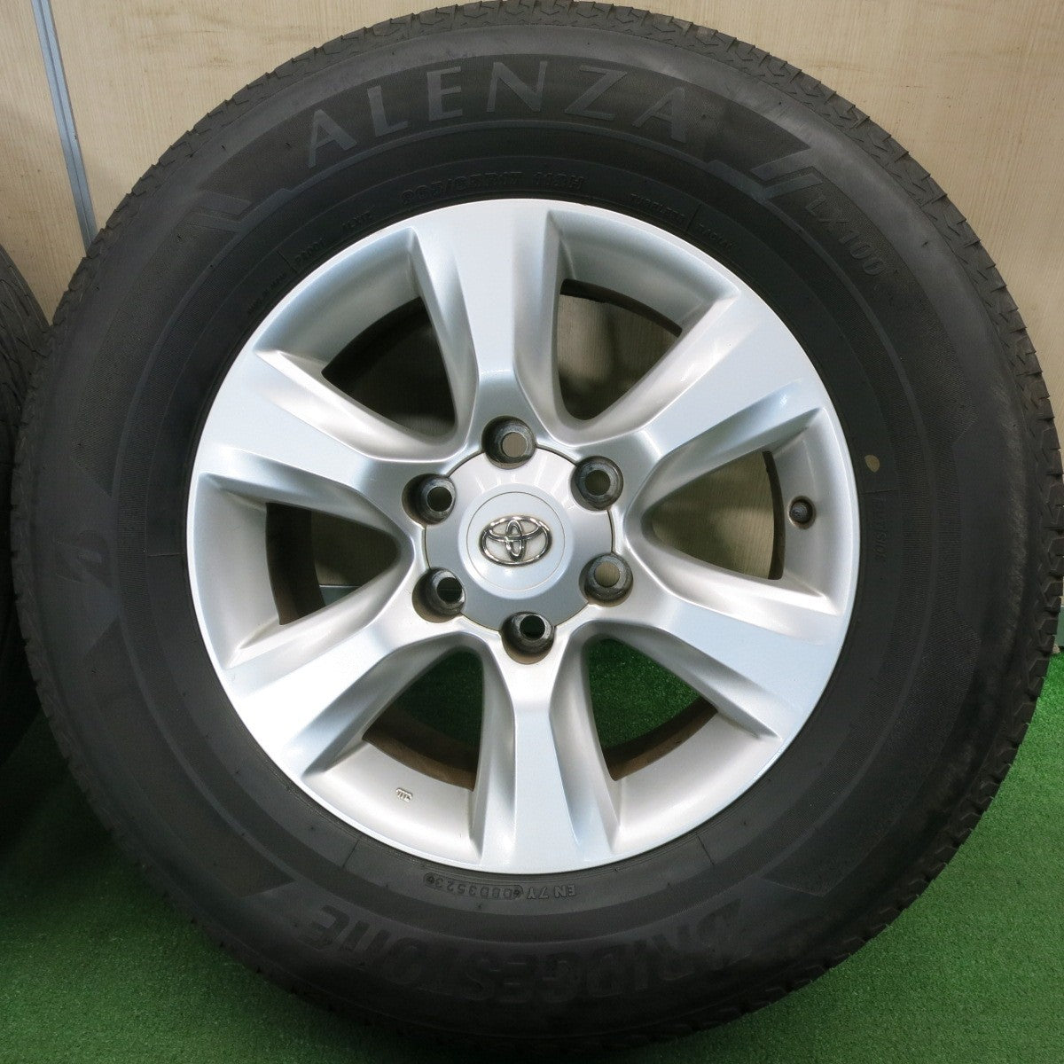 [送料無料] バリ溝！23年！キレイ！9.5分★トヨタ 150系 ランクル プラド 純正 265/65R17 ブリヂストン アレンザ LX100 17インチ PCD139.7/6H★5012304TNノ