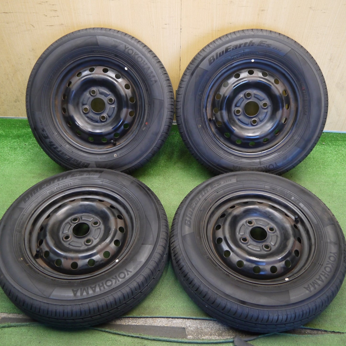 バリ溝！25年！8.5分◎ダイハツ タント ムーヴ 等 純正 スチール 145/80R13 ヨコハマ BluEarth-ES ES32 13インチ PCD100/4H◎6080506Hノ