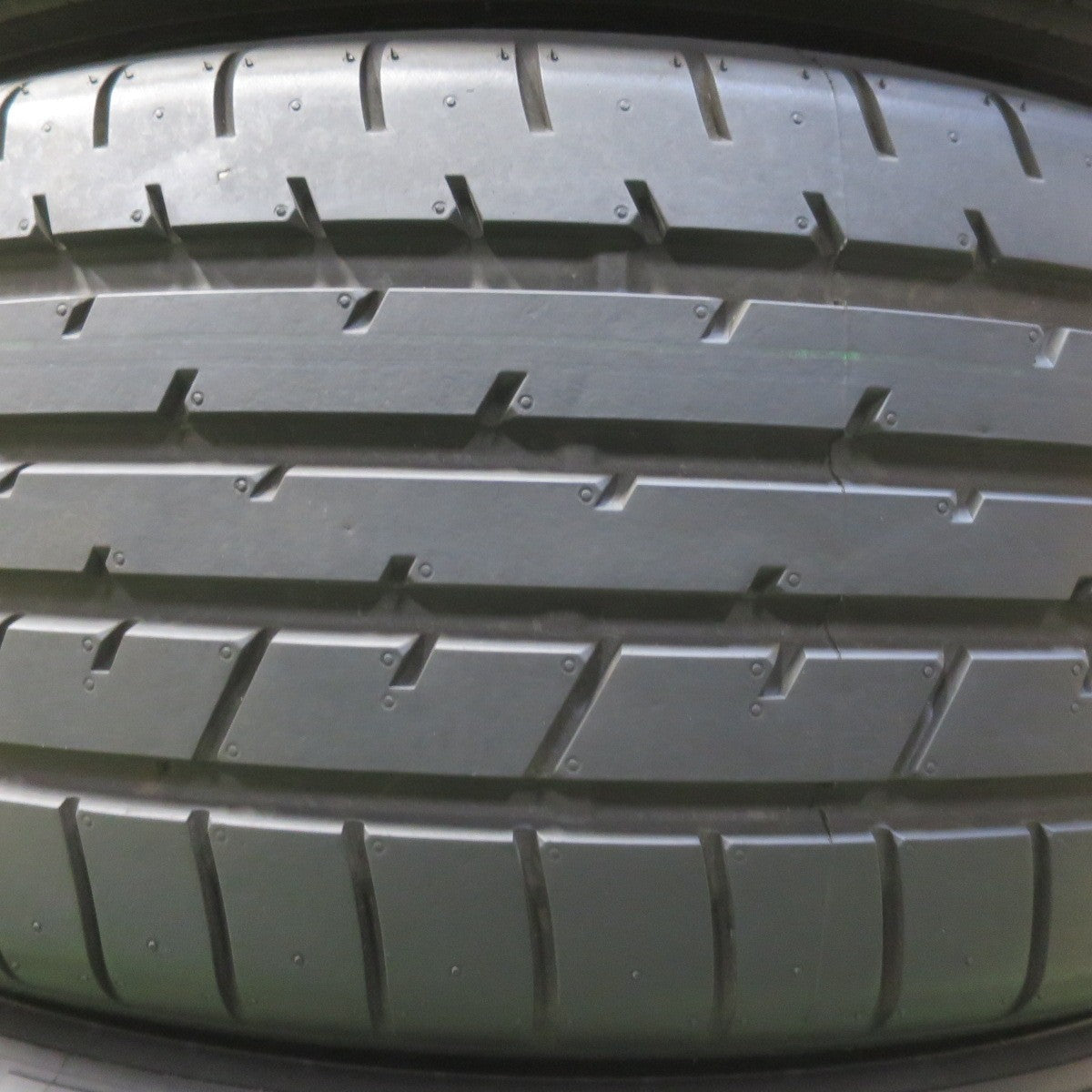 新車外し！26年◎225/55R19 トーヨー プロクセス R46 タイヤ 19インチ NX ハリアー RAV4 アルファード エクストレイル CX-5 CX-8 等◎6090903イノタ