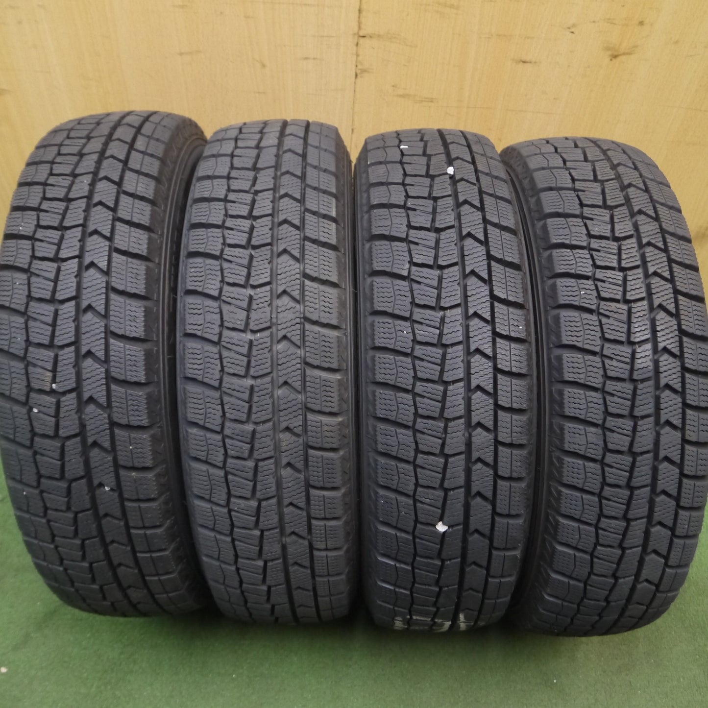 *送料無料* バリ溝！22年！ほぼ10分★スズキ ワゴンR 純正 155/65R13 スタッドレス ダンロップ ウインターマックス WM02 13インチ PCD100/4H★4052001Hス