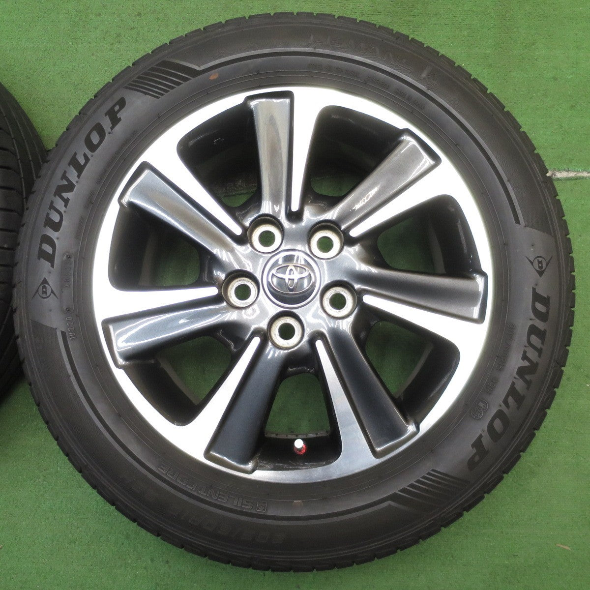 バリ溝！23年！キレイ！9.5分★トヨタ 80系 ノア ヴォクシー 純正 205/60R16 ダンロップ LE MANS V+ ルマン5+ 16インチ PCD114.3/5H★5081202NJノ