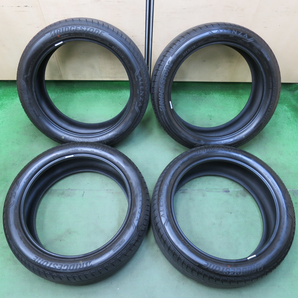 バリ溝！25年！9.5分★235/50R21 ブリヂストン アレンザ 001 タイヤ 21インチ レクサス RX ジャガー インフィニティ 等★5102806イノタ