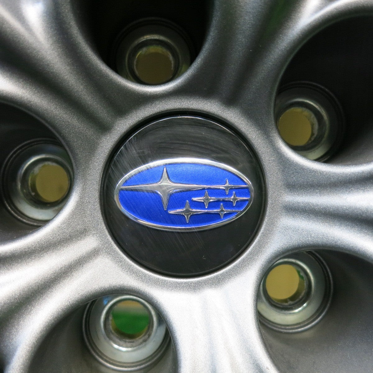バリ溝！24年！キレイ！9.5分★スバル BRZ トヨタ 86 純正 215/40R18 スタッドレス ブリヂストン ブリザック VRX3 18インチ PCD100/5H★6011705HAス