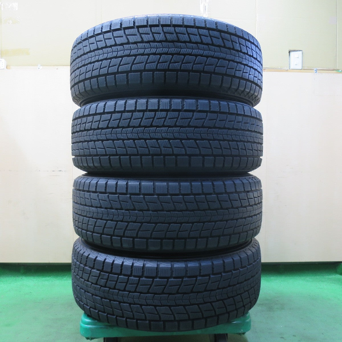 [送料無料] バリ溝！9.5分以上★レクサス 10系 RX 純正 235/55R19 スタッドレス ダンロップ ウインターマックス SJ8 19インチ PCD114.3/5H★5022101イス