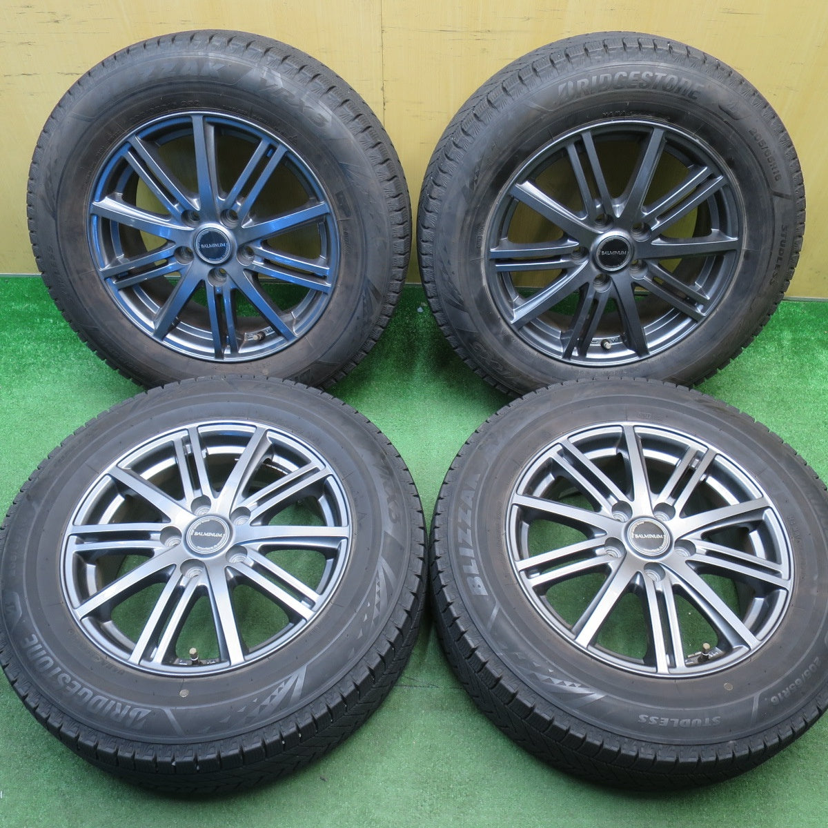 バリ溝！キレイ！9分★スタッドレス 205/65R16 ブリヂストン ブリザック VRX3 BALMINUM BR10 バルミナ 16インチ PCD114.3/5H★6021201NJス