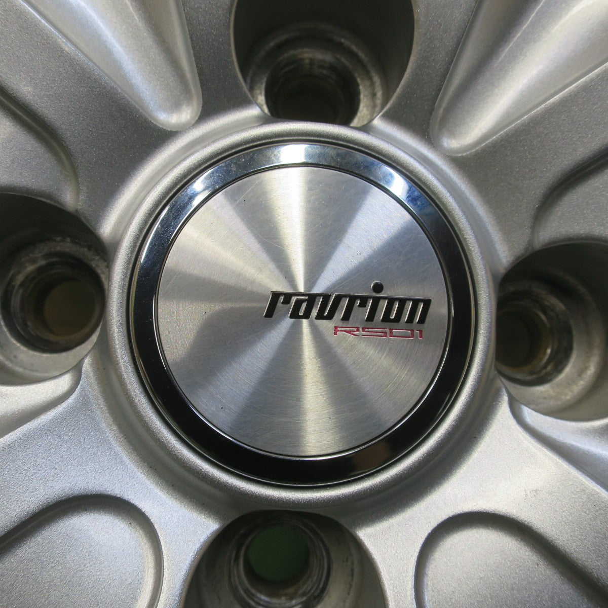 バリ溝！キレイ！8.5分◎スタッドレス 195/65R16 グッドイヤー アイスナビ6 ravrion RS01 ラブリオン 16インチ PCD100/4H◎6102012イス