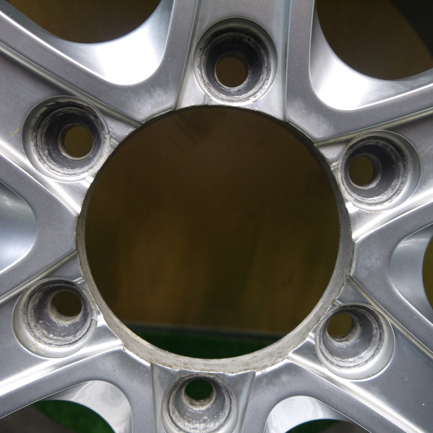 バリ溝！22年！キレイ！8.5分★KEELER 195/80R15 107/105L スタッドレス ヨコハマ アイスガード iG91 キーラー 15インチ PCD139.7/6H★5110507Hス