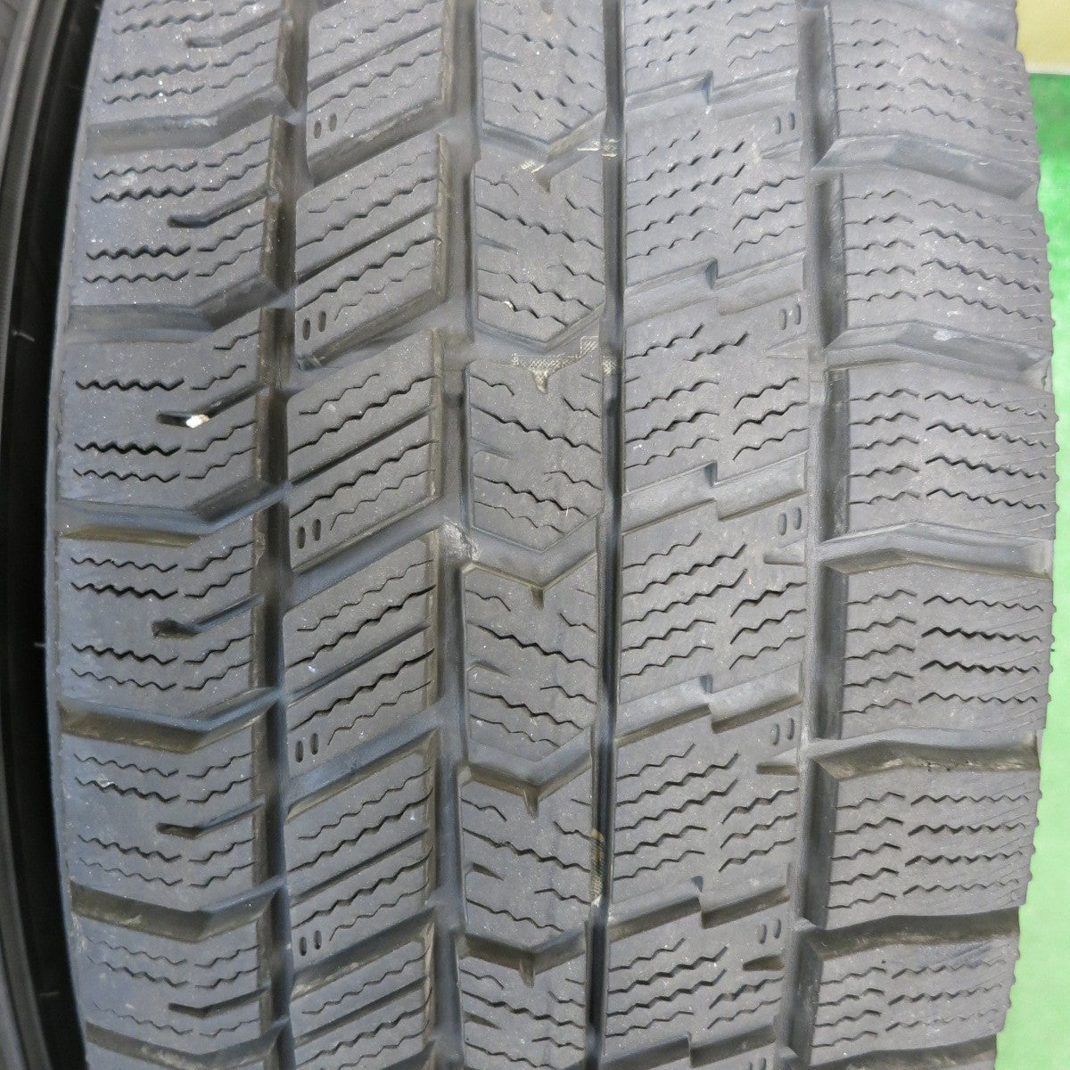 バリ溝！キレイ！9.5分◎ライズ ロッキー 等 195/65R16 スタッドレス グッドイヤー アイスナビ8 ravrion RS01 ラブリオン 16インチ PCD100/5H◎6092713HAス