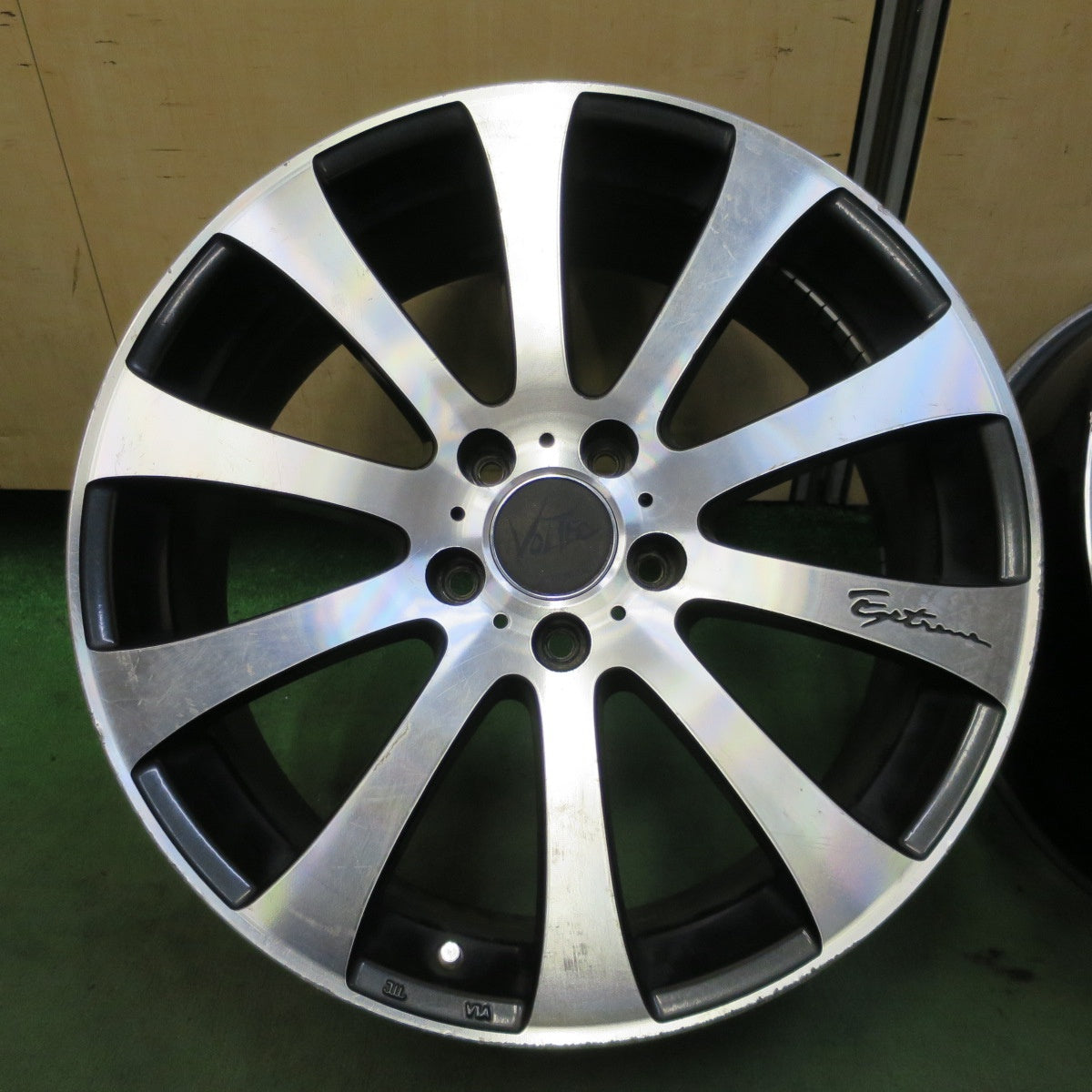 4本価格★VOLTEC Extreme INTER MILANO 19インチ ホイール ボルテック エクストリーム インターミラノ 19×7.5J PCD114.3/5H★6072902NGホ