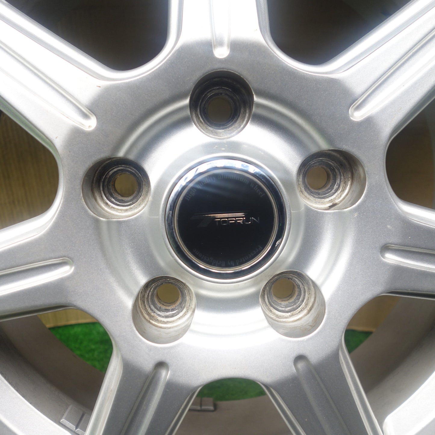 バリ溝！22年！キレイ！9.5分★スタッドレス 195/65R15 ブリヂストン ブリザック VRX2 TOPRUN トップラン 15インチ PCD114.3/5H★6012602KTス
