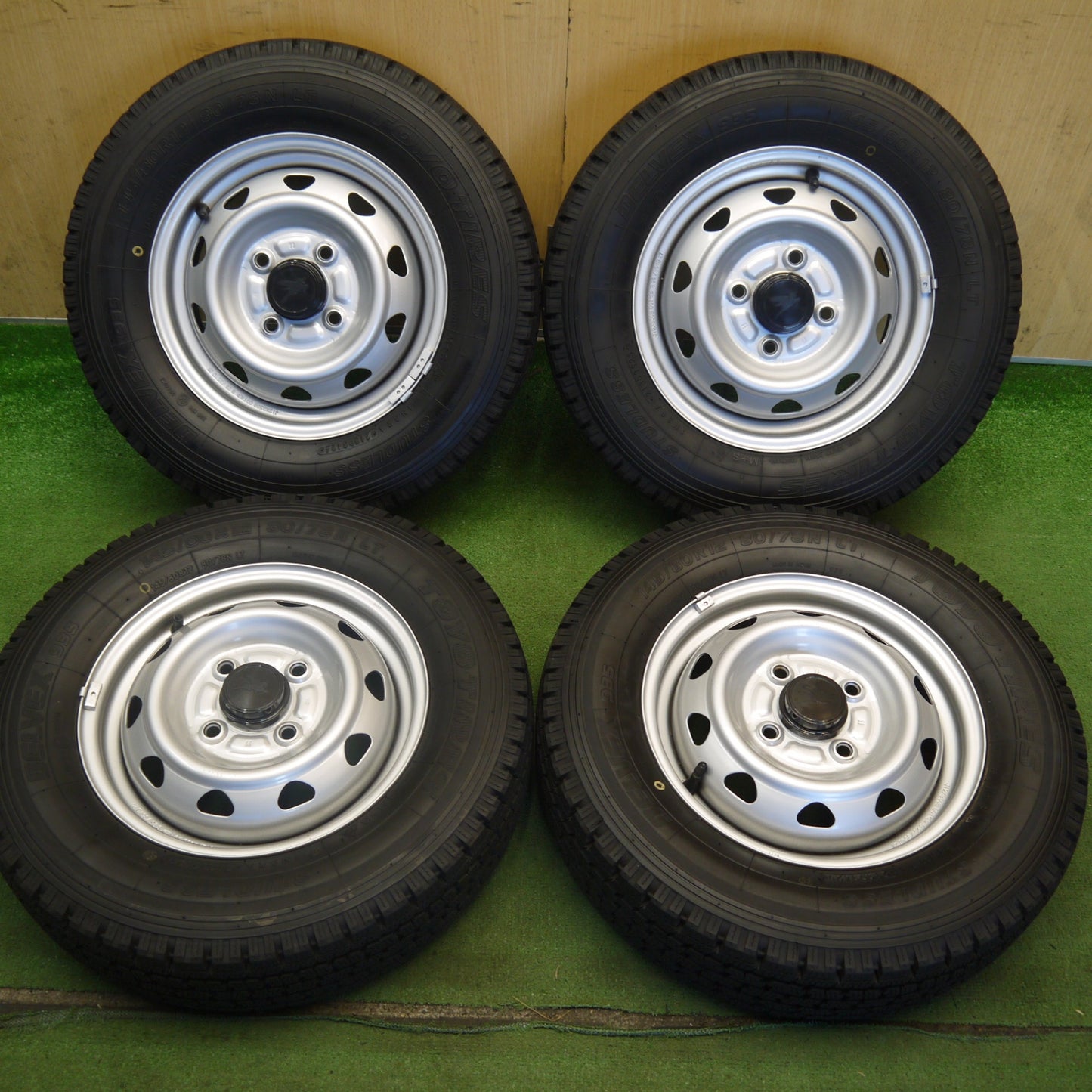 バリ溝！25年！キレイ！9.5分以上◎スタッドレス 145/80R12 80/78N トーヨー デルベックス 935 スチール ホイール 12インチ PCD100/4H◎6071401Hス