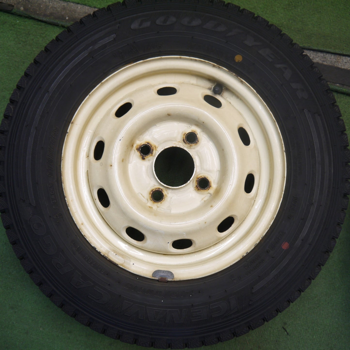 バリ溝！22年！9分◎スタッドレス 145/80R12 80/78N グッドイヤー アイスナビ CARGO スチール ホイール 12インチ PCD100/4H◎6081201Hス