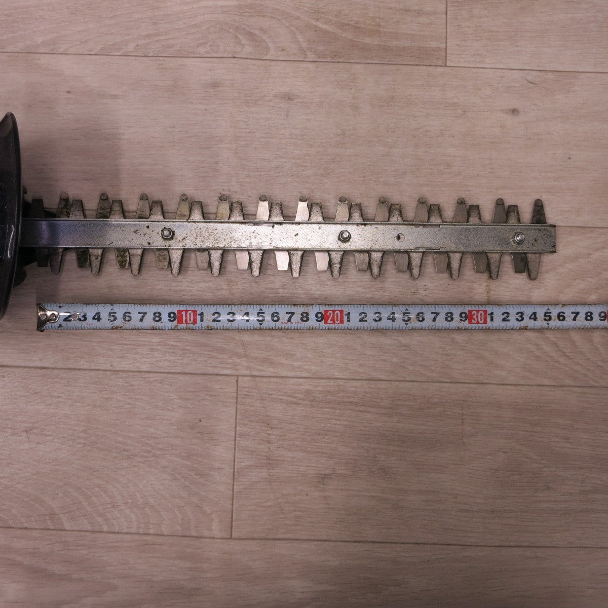 [送料無料] ◆マキタ 350mm 生垣 バリカン 100V MUH3502 ヘッジ トリマー 延長コード 箱付き 電動 工具◆