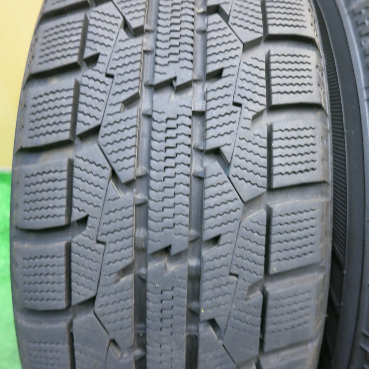 バリ溝！22年！キレイ！9.5分★スタッドレス 165/65R14 トーヨー オブザーブ ガリット GIZ JOKER ジョーカー 14インチ PCD100/4H★5051607AKス