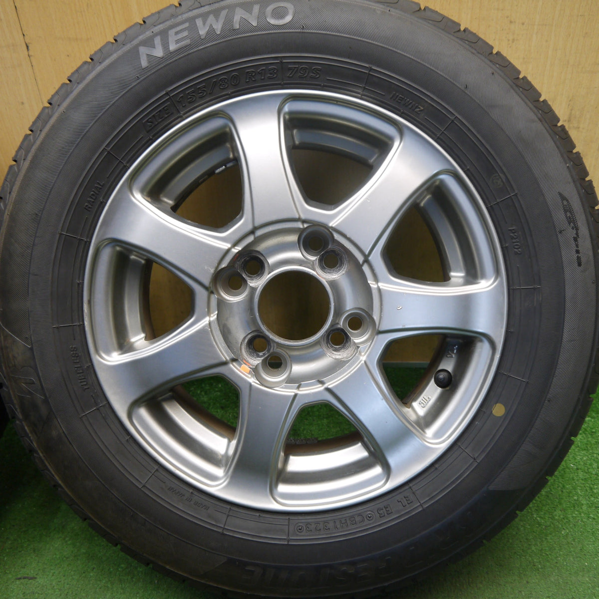 ほぼ未使用！24年◎155/80R13 ブリヂストン NEWNO 社外 アルミ ホイール ニューノ 13インチ PCD100 114.3/4H マルチ◎6081203Hノ