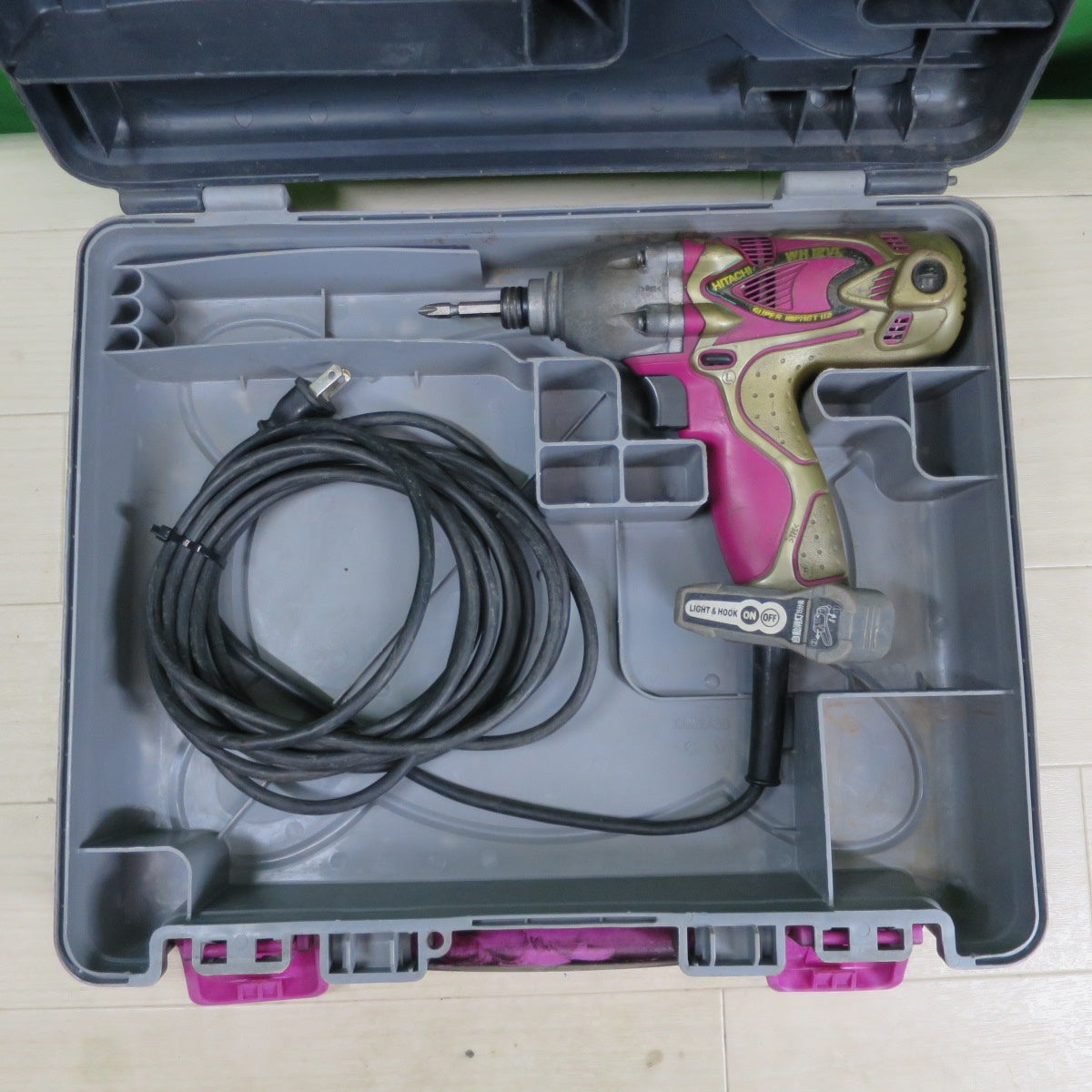 [送料無料] 3点まとめ売り☆日立 12mm インパクトドライバ WH12VC マキタ 6954 KYOHEN 電動 のこぎり レシプロソー 型式 不明 電動 工具 切断機☆